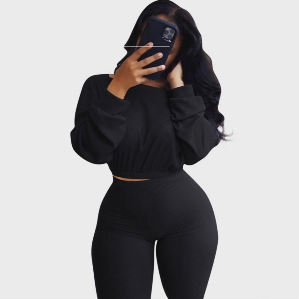 Two piece  black set!